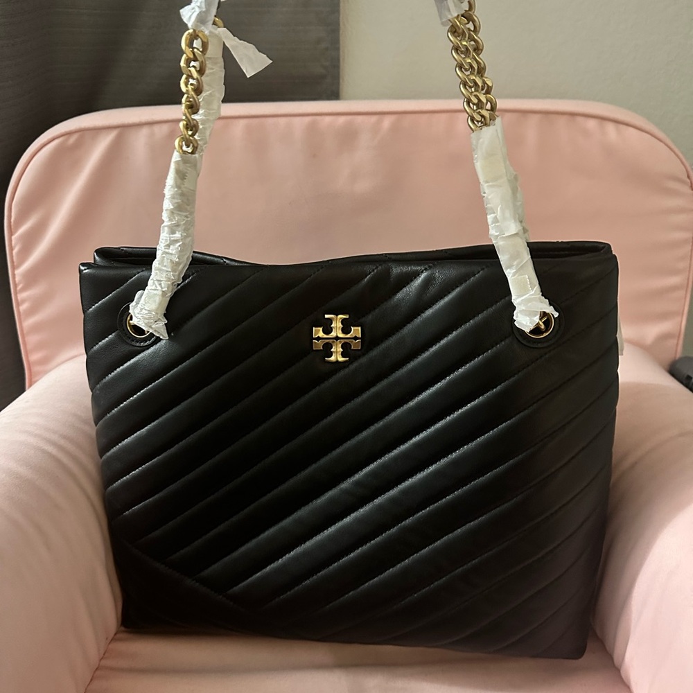Black Quilted Shoulder Bag with Gold Chain